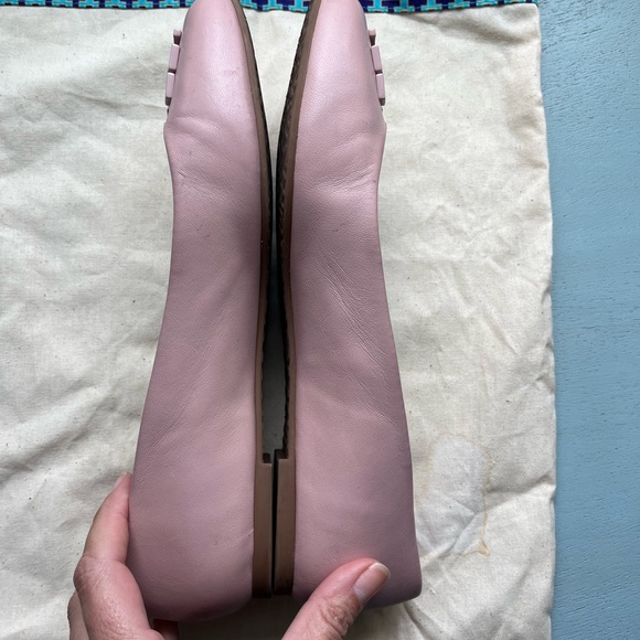 Authentic Tory Burch flats in cute soft pink - Picture 3 of 6